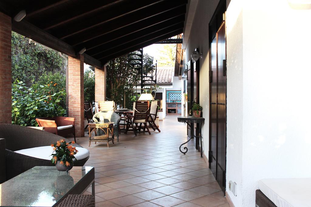 B&B Casa Chinaski Mondello Exterior photo